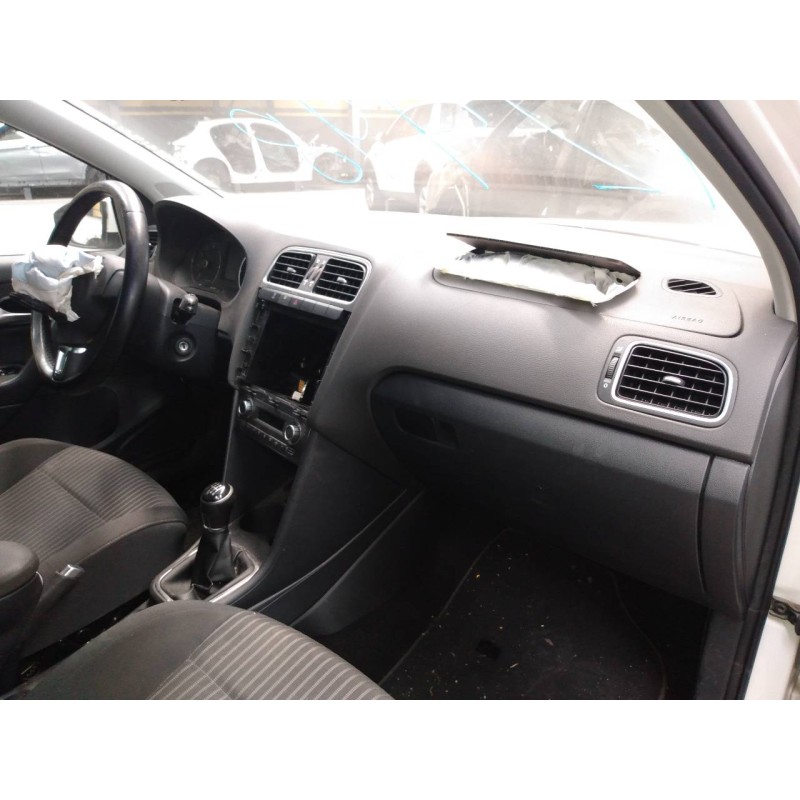 volkswagen polo (6r1) del año 2012