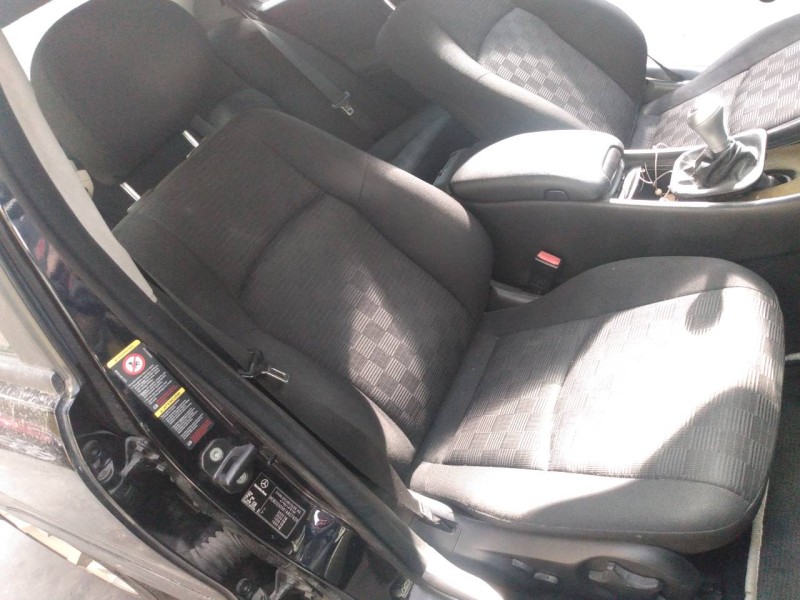 mercedes-benz clase c (w203) berlina del año 2005