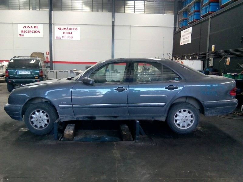 mercedes-benz clase e (w210) berlina diesel del año 1997