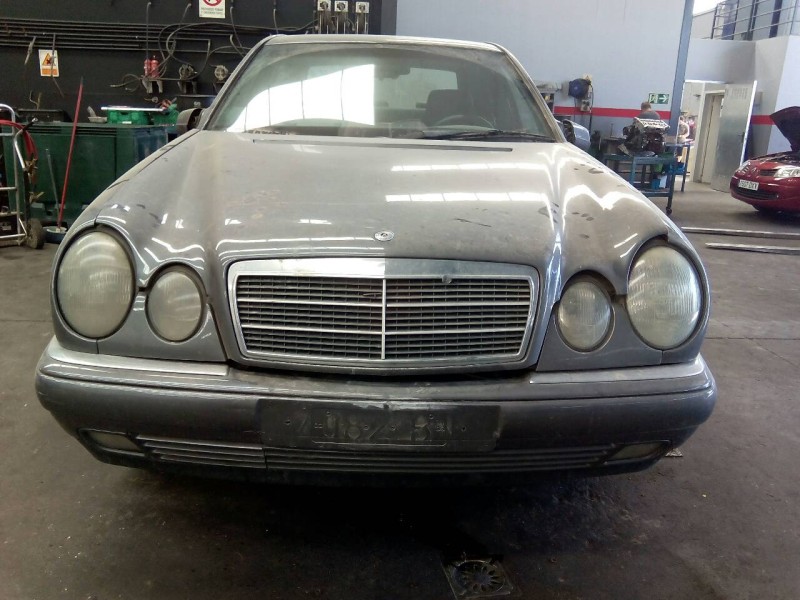 mercedes-benz clase e (w210) berlina diesel del año 1997