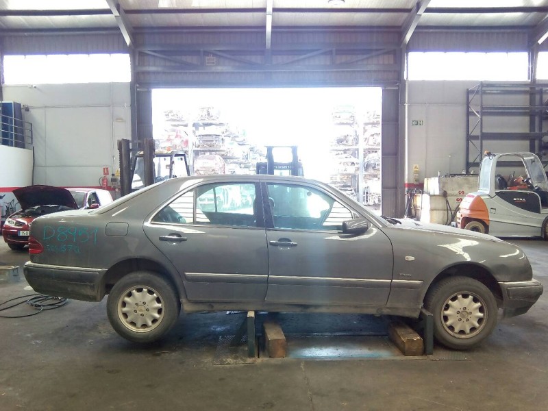 mercedes-benz clase e (w210) berlina diesel del año 1997