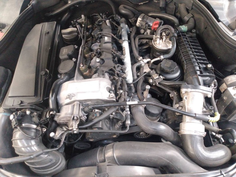 mercedes-benz clase c (w203) berlina del año 2005