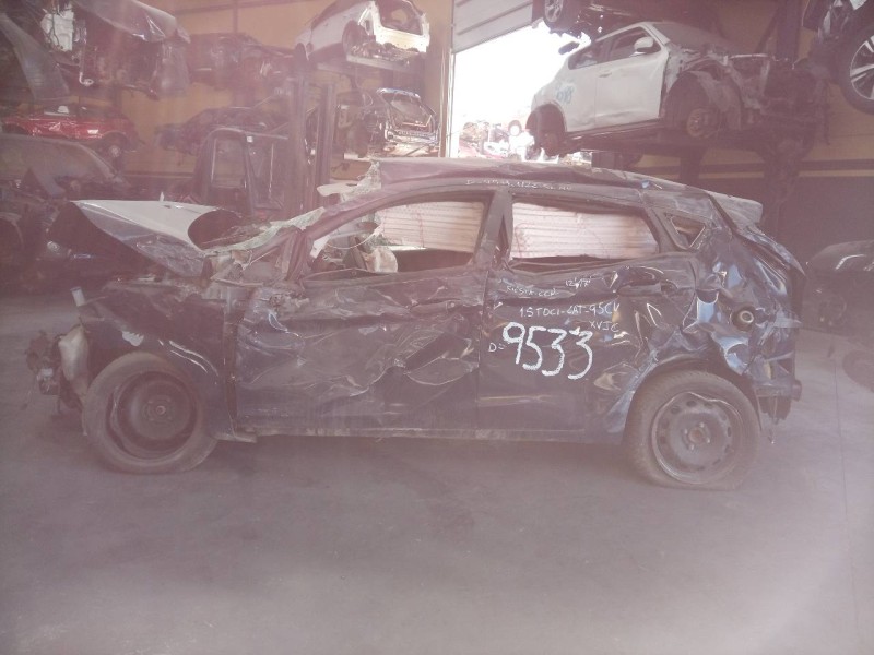 ford fiesta (ccn) del año 2015