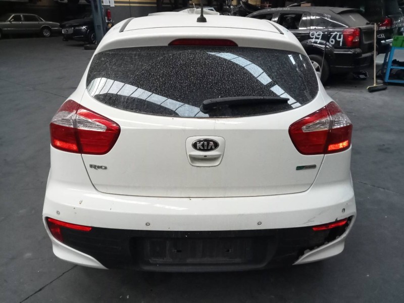 kia rio del año 2016