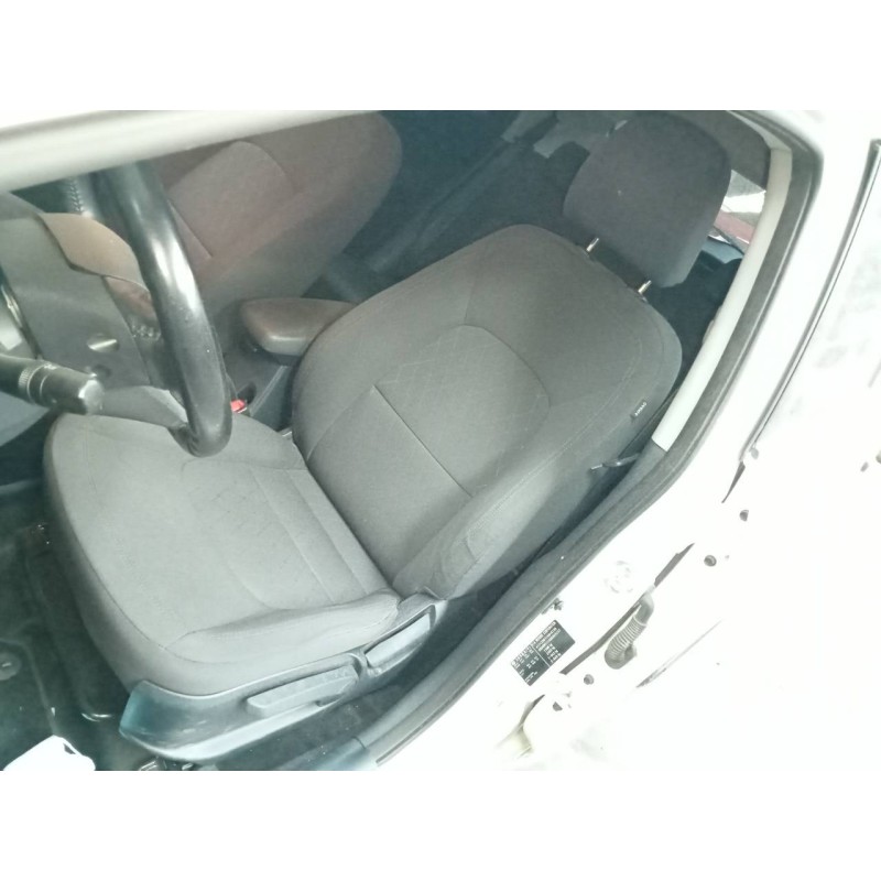 kia rio del año 2016