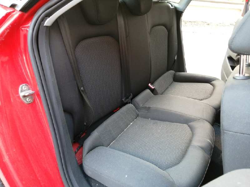 audi a1 sportback (8xf) del año 2015