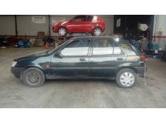 ford fiesta berlina del año 1996