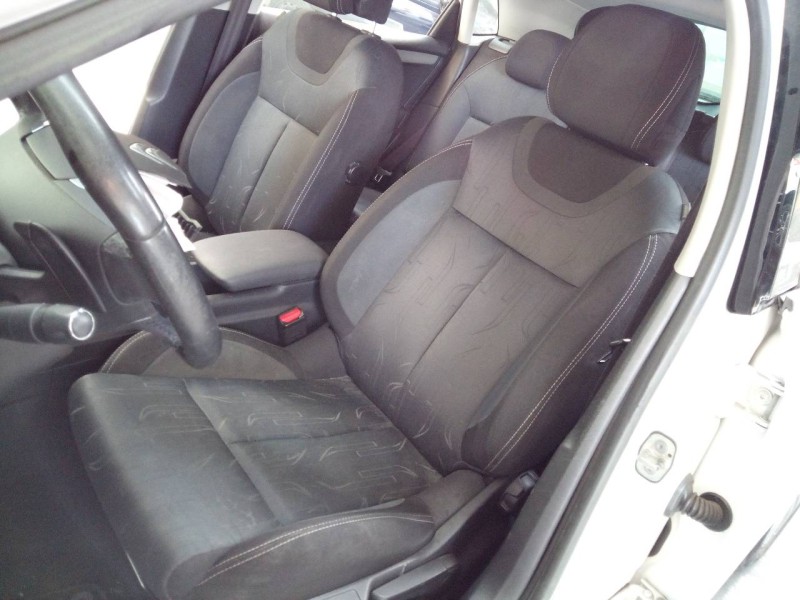 citroën c4 lim. del año 2013