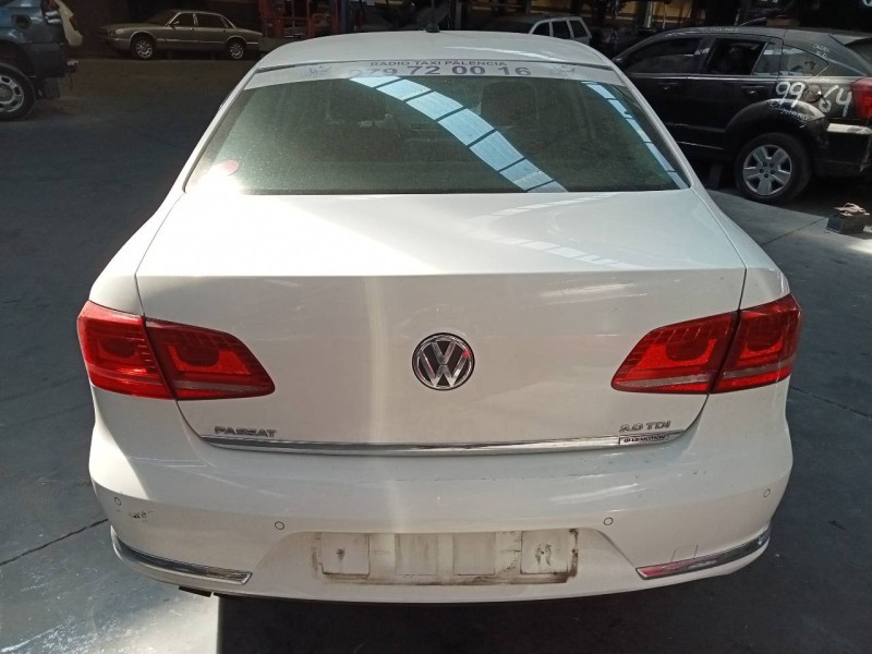 volkswagen passat lim. (362) del año 2014