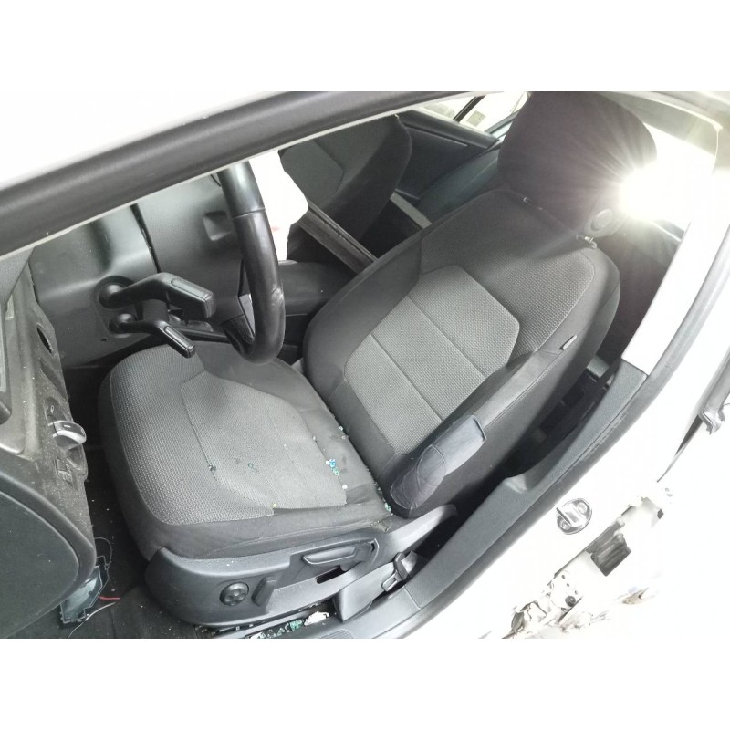 volkswagen passat lim. (362) del año 2014