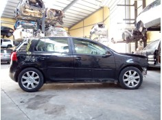 VOLKSWAGEN GOLF V BERLINA (1K1)