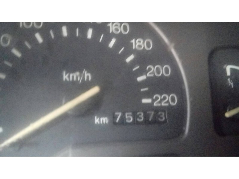 ford fiesta berlina del año 1996