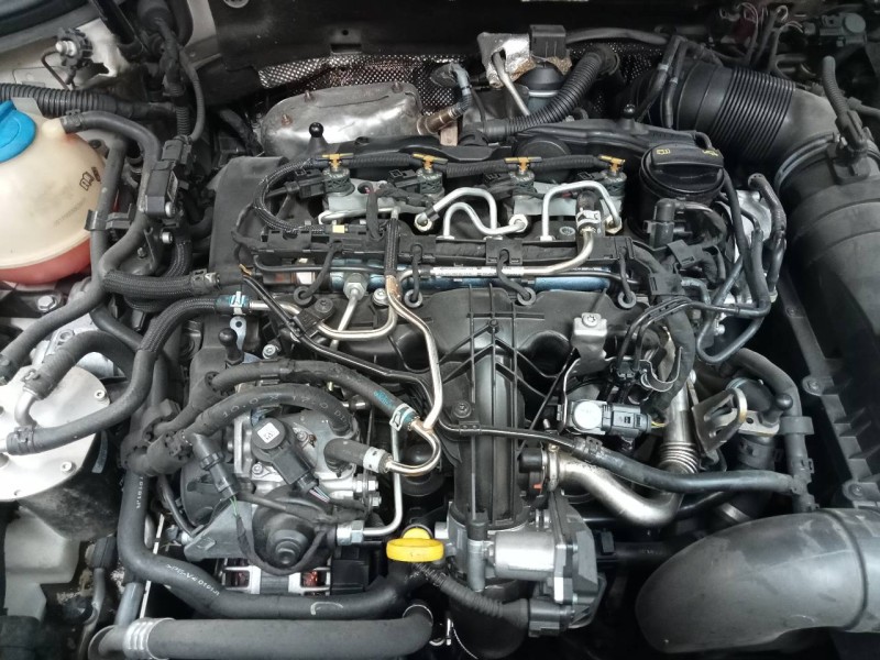 volkswagen passat lim. (362) del año 2014