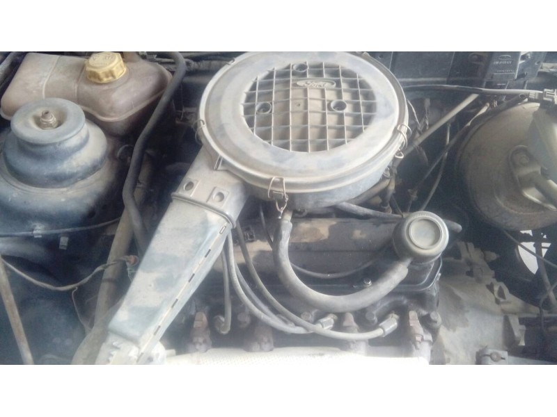 ford fiesta berlina del año 1996