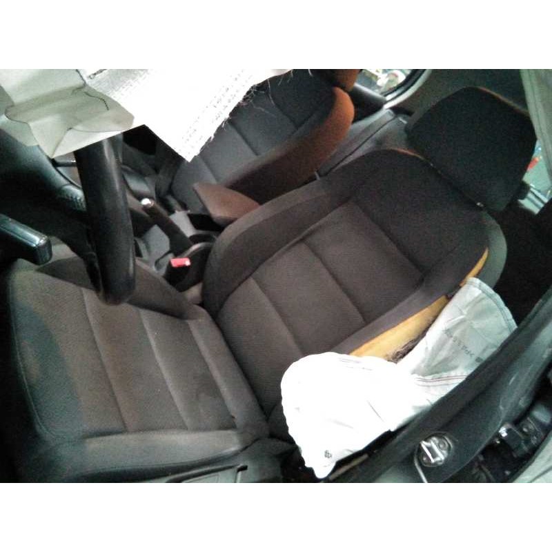 volkswagen golf v berlina (1k1) del año 2006