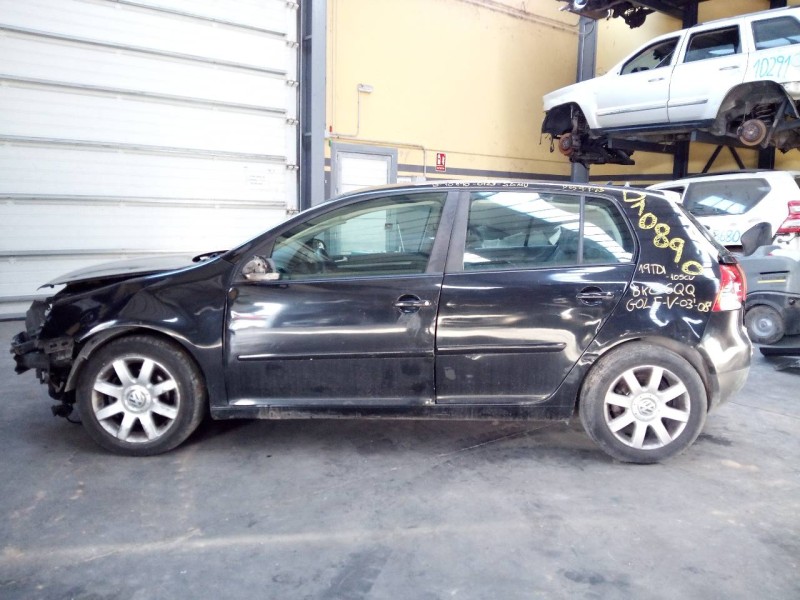 volkswagen golf v berlina (1k1) del año 2006