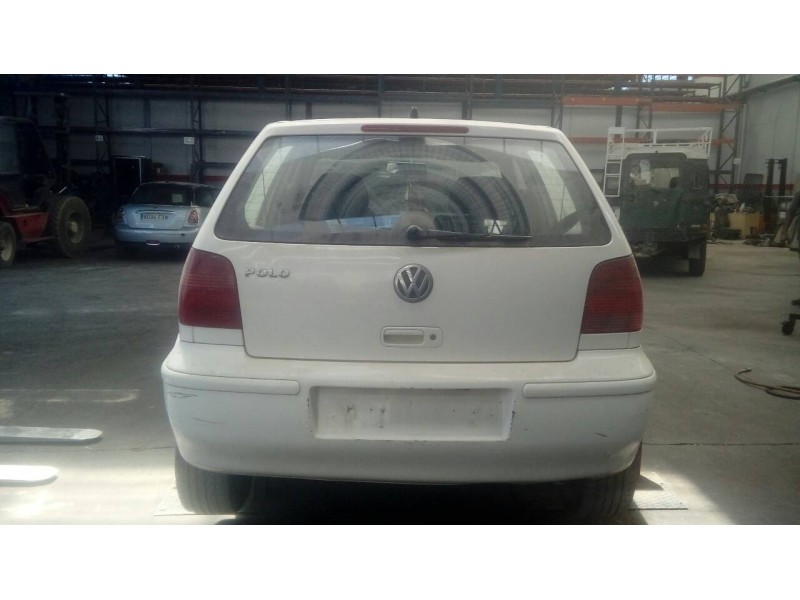 volkswagen polo berlina (6n2) del año 2000