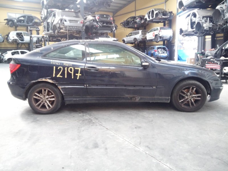 mercedes-benz clase c (w203) sportcoupe del año 2003