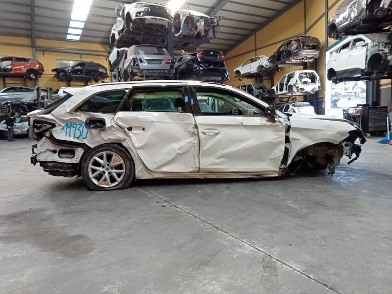 seat leon (kl1) del año 2021