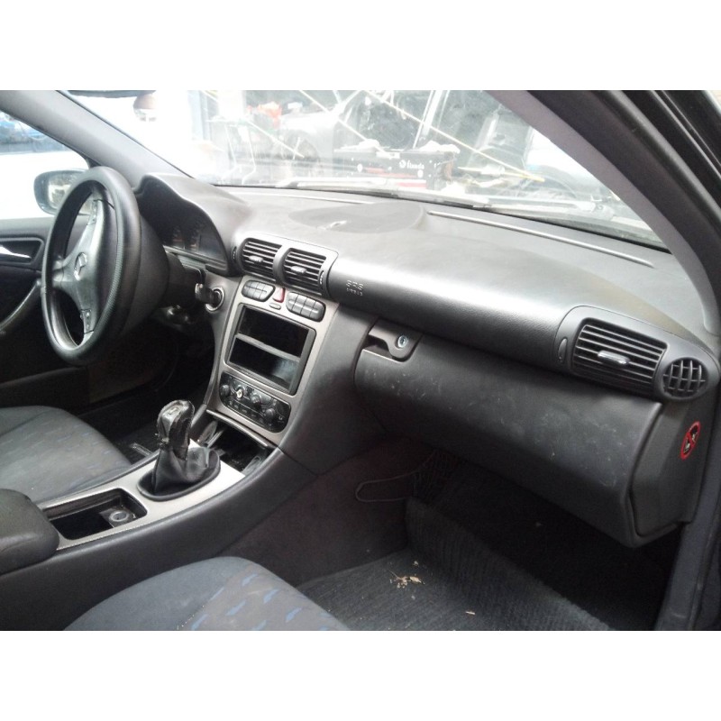 mercedes-benz clase c (w203) sportcoupe del año 2003