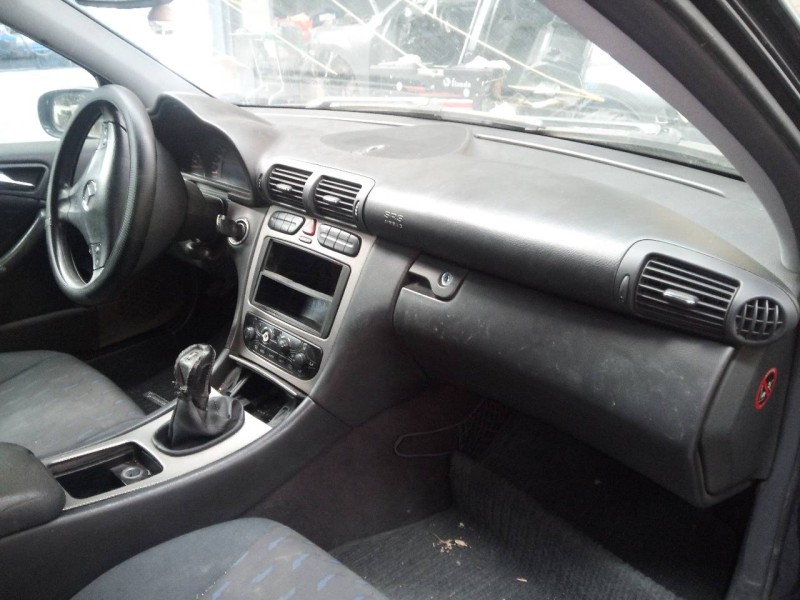 mercedes-benz clase c (w203) sportcoupe del año 2003