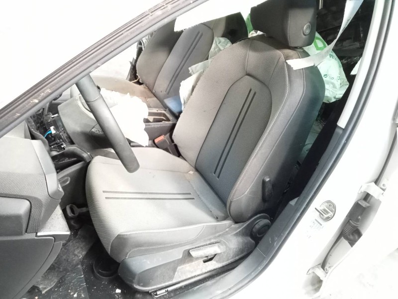 seat leon (kl1) del año 2021