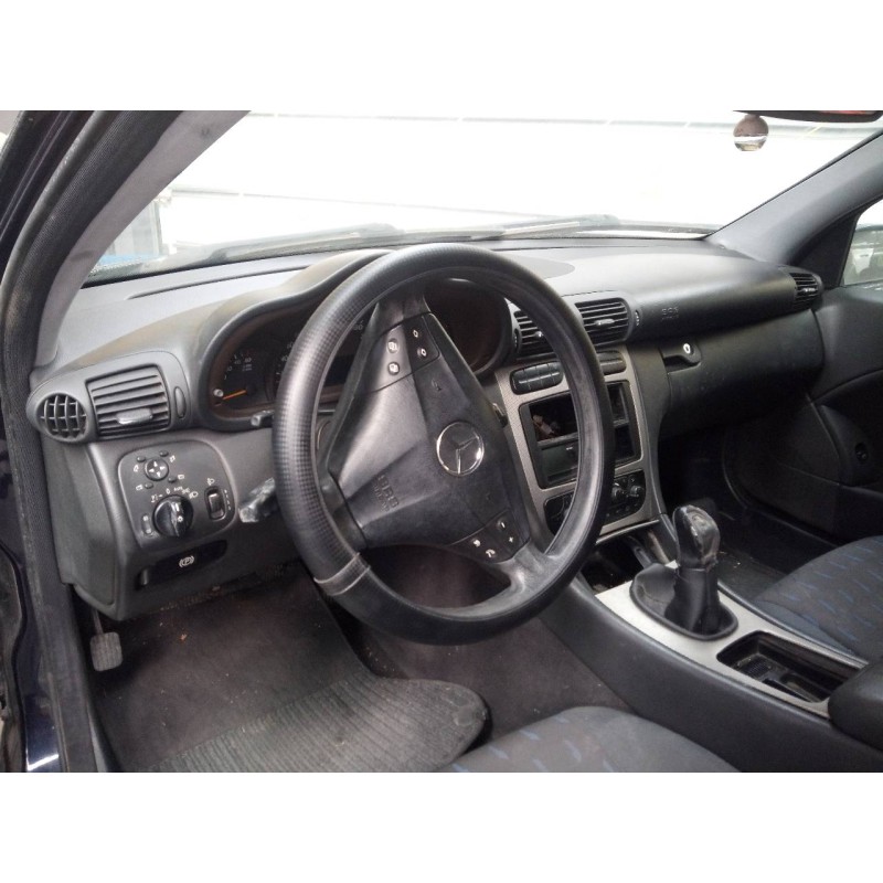 mercedes-benz clase c (w203) sportcoupe del año 2003