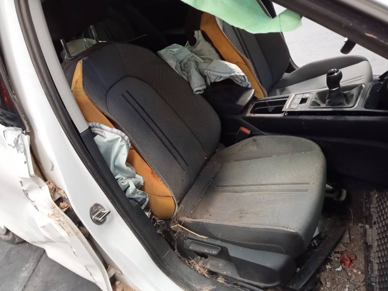 seat leon (kl1) del año 2021