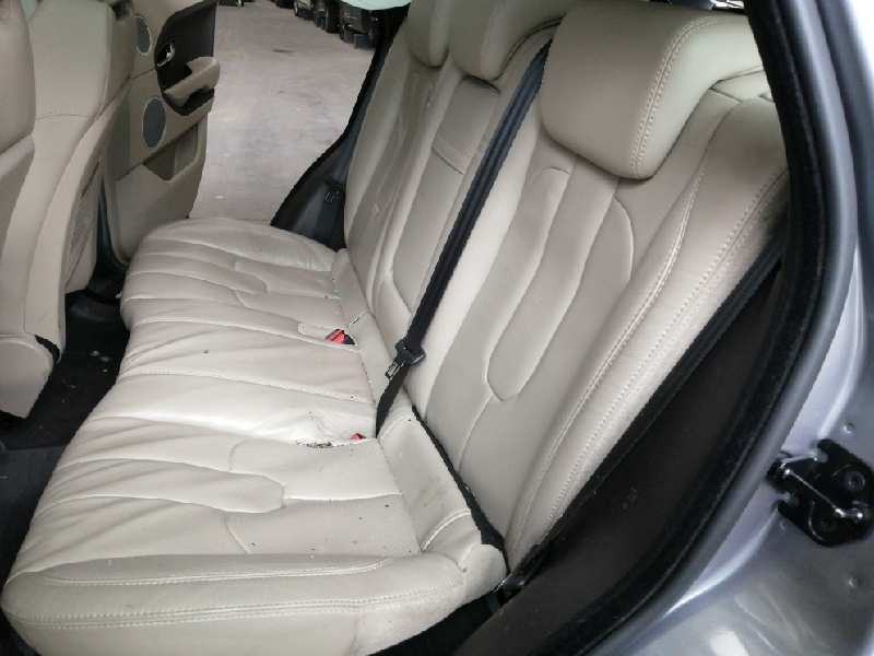 land rover evoque del año 2011