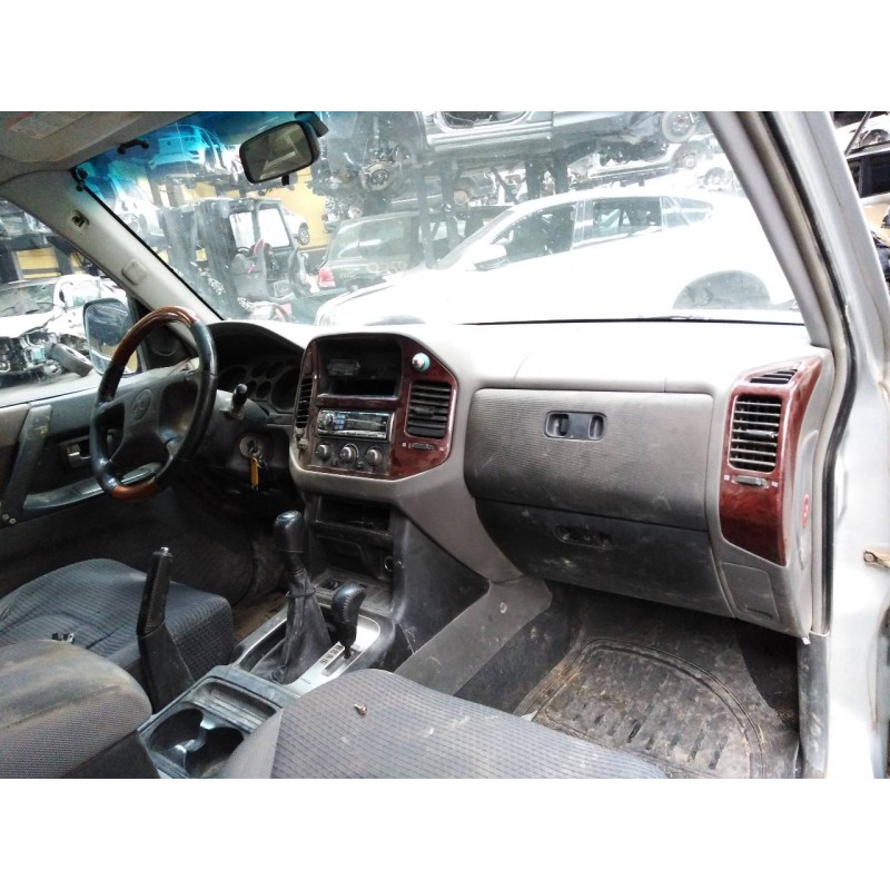 mitsubishi montero (v60/v70) del año 2003