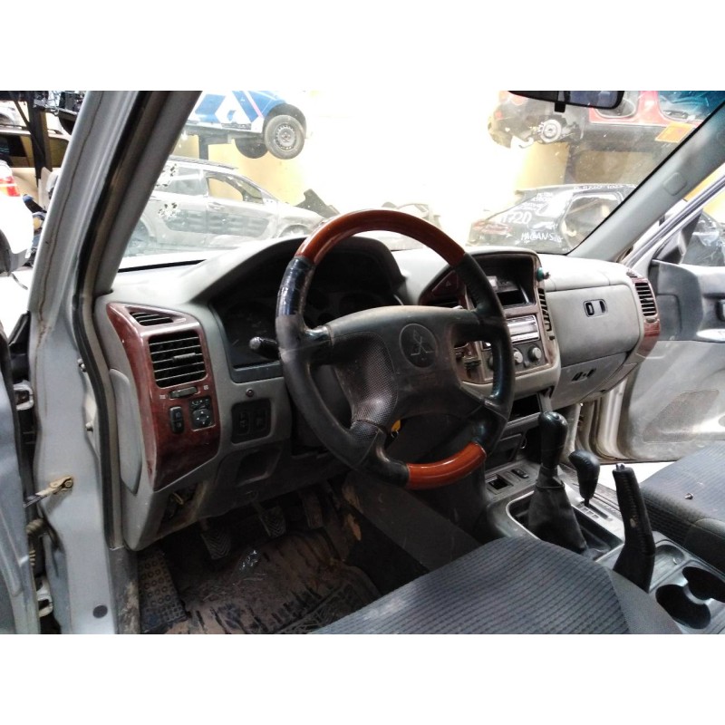 mitsubishi montero (v60/v70) del año 2003