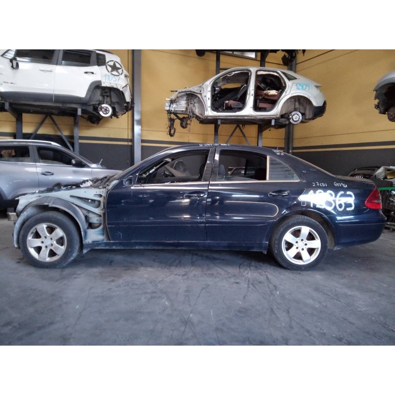 mercedes-benz clase e (w211) berlina del año 2003