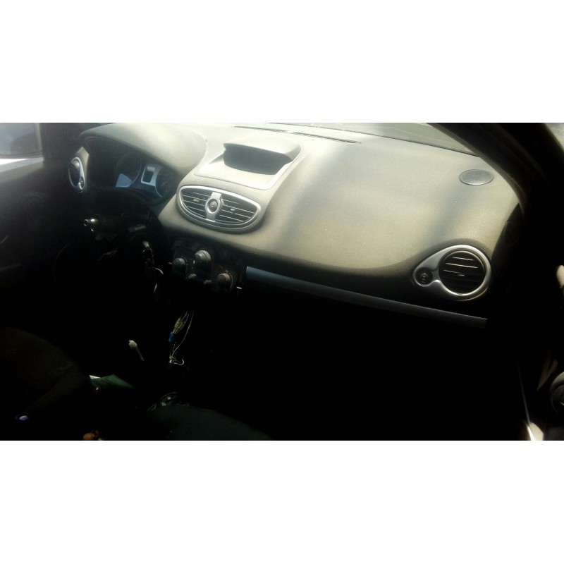 renault clio iii del año 2008