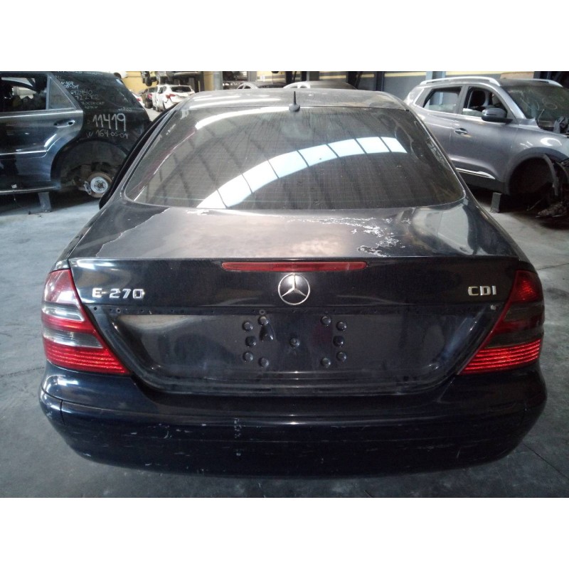 mercedes-benz clase e (w211) berlina del año 2003