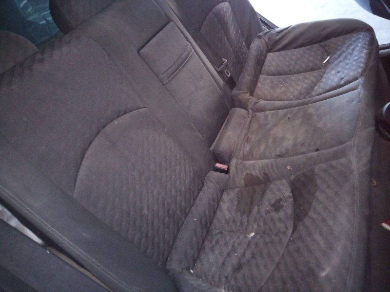 mercedes-benz clase e (w211) berlina del año 2003