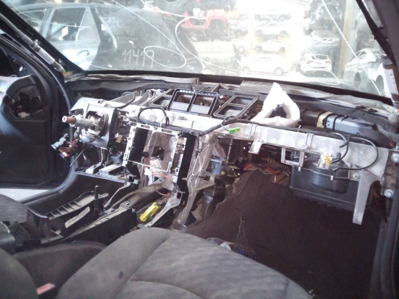 mercedes-benz clase e (w211) berlina del año 2003