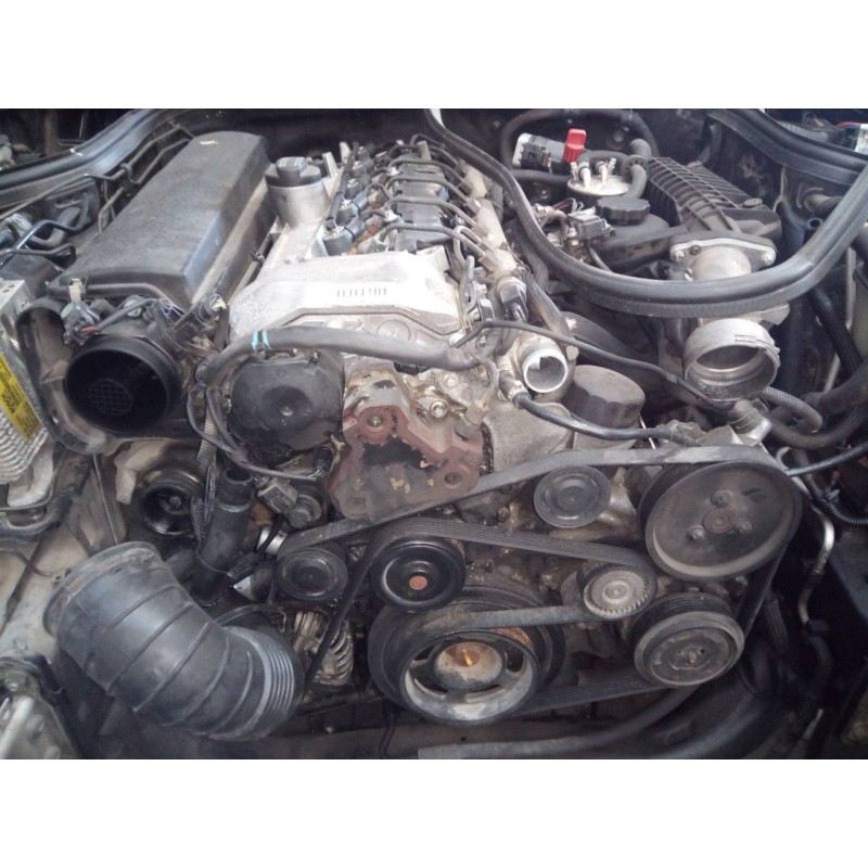 mercedes-benz clase e (w211) berlina del año 2003