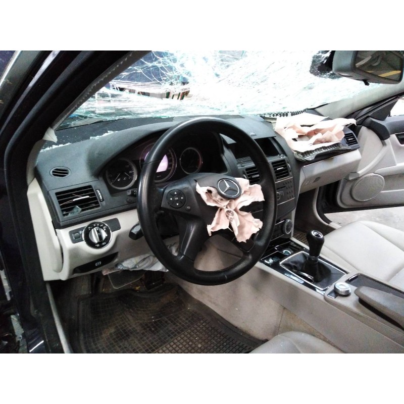 mercedes-benz clase c (w204) berlina del año 2010