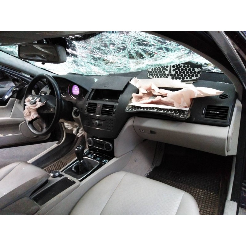 mercedes-benz clase c (w204) berlina del año 2010