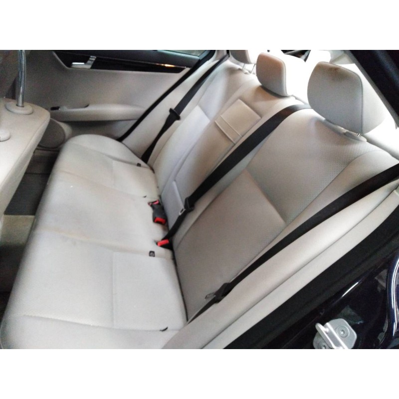 mercedes-benz clase c (w204) berlina del año 2010