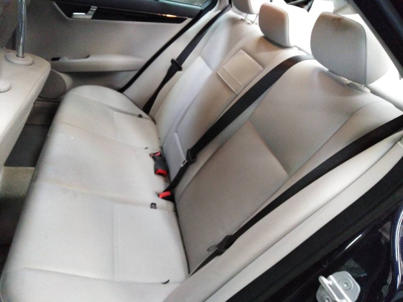 mercedes-benz clase c (w204) berlina del año 2010