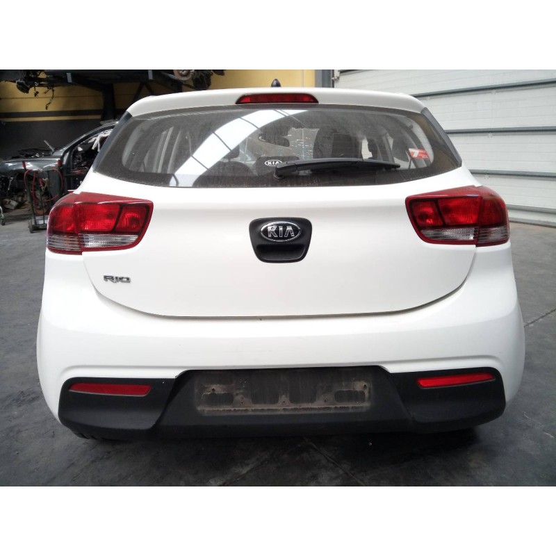 kia rio (yb) del año 2017