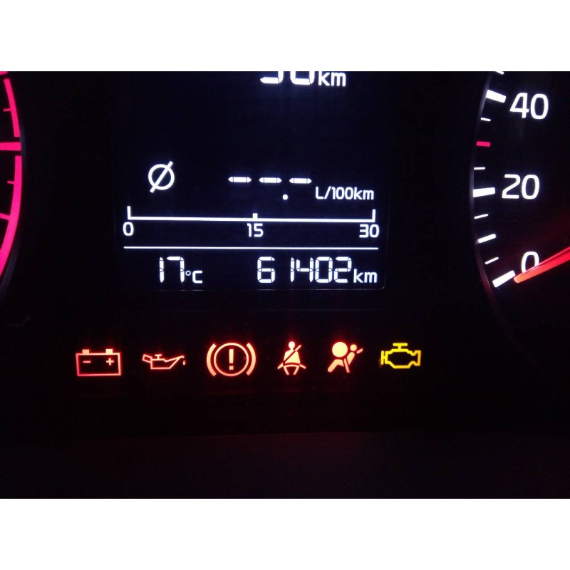 kia rio (yb) del año 2017