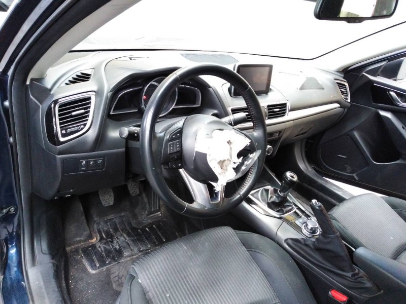 mazda 3 lim. () del año 2015