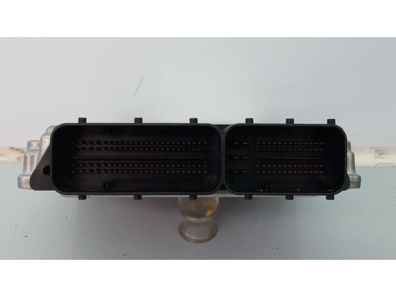 Recambio de centralita motor uce para bmw serie 1 berlina (e81/e87) 120d referencia OEM IAM 7801711 0281013251 E3-A2-36-2