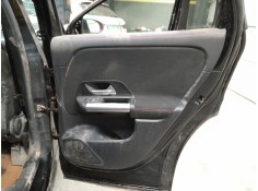 GUARNECIDO PUERTA TRASERA DERECHA 