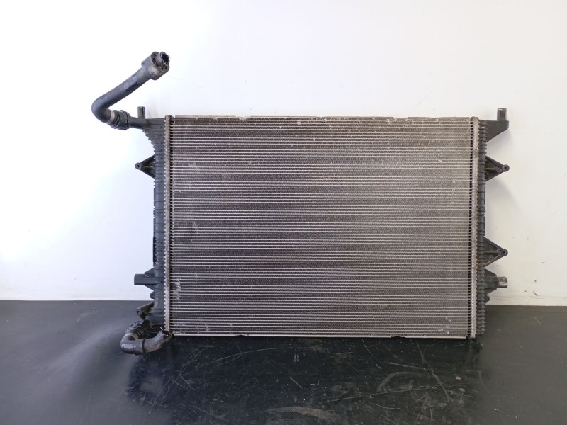 Recambio de radiador agua para volkswagen tiguan trend referencia OEM IAM 5N0121251C  