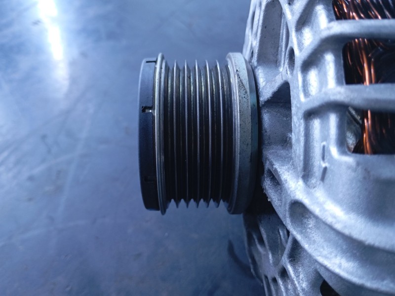 Recambio de alternador para opel corsa f cosmos referencia OEM IAM 9835689480  