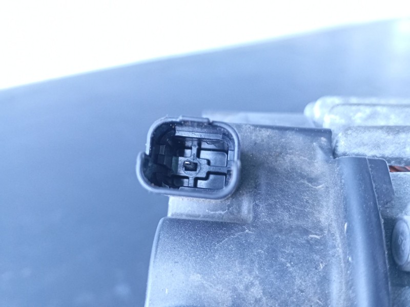 Recambio de alternador para opel corsa f cosmos referencia OEM IAM 9835689480  