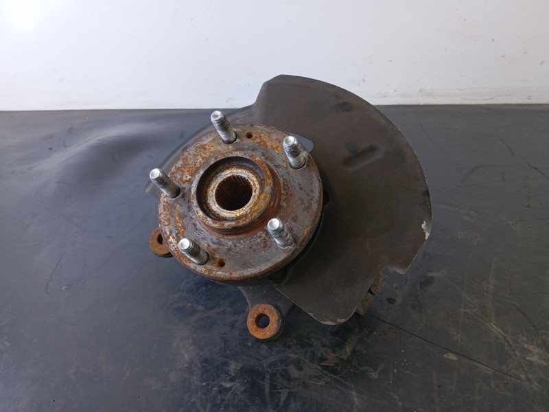 Recambio de mangueta delantera izquierda para hyundai ix35 style awd referencia OEM IAM   P1-B4-13